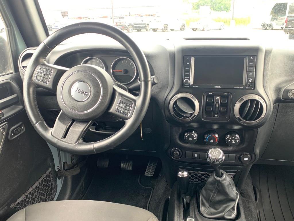 2015 Jeep Wrangler - photo 9