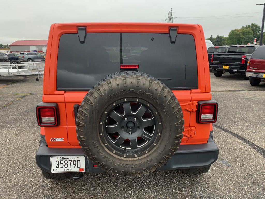 2019 Jeep Wrangler - photo 4
