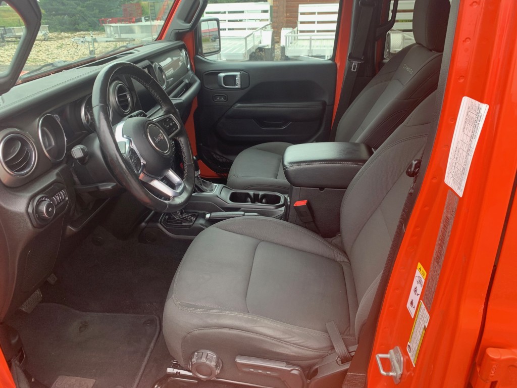 2019 Jeep Wrangler - photo 5