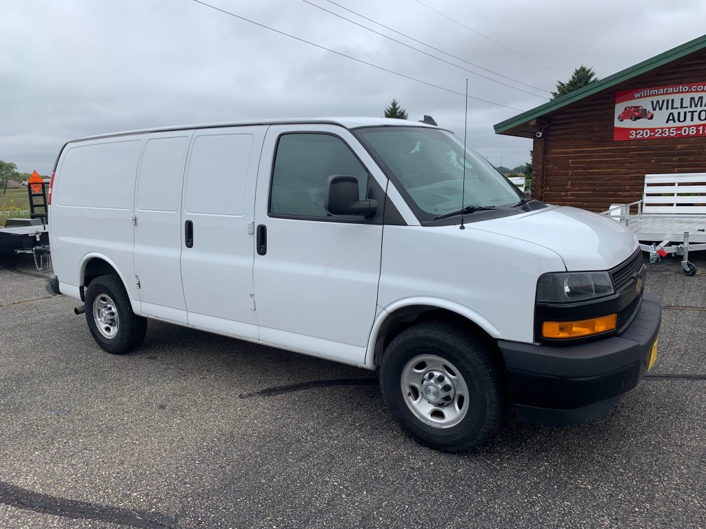 2019 Chevrolet Express - photo 3