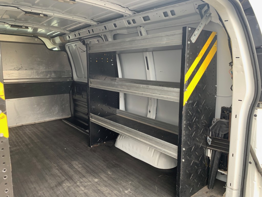 2019 Chevrolet Express - photo 15