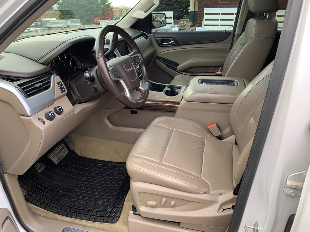 2017 GMC Yukon - photo 4