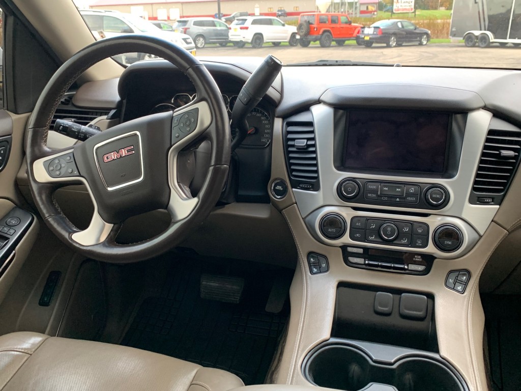 2017 GMC Yukon - photo 8