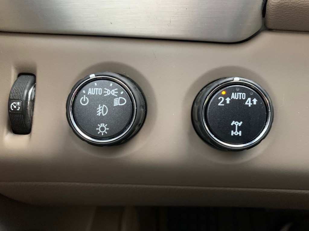 2017 GMC Yukon - photo 16
