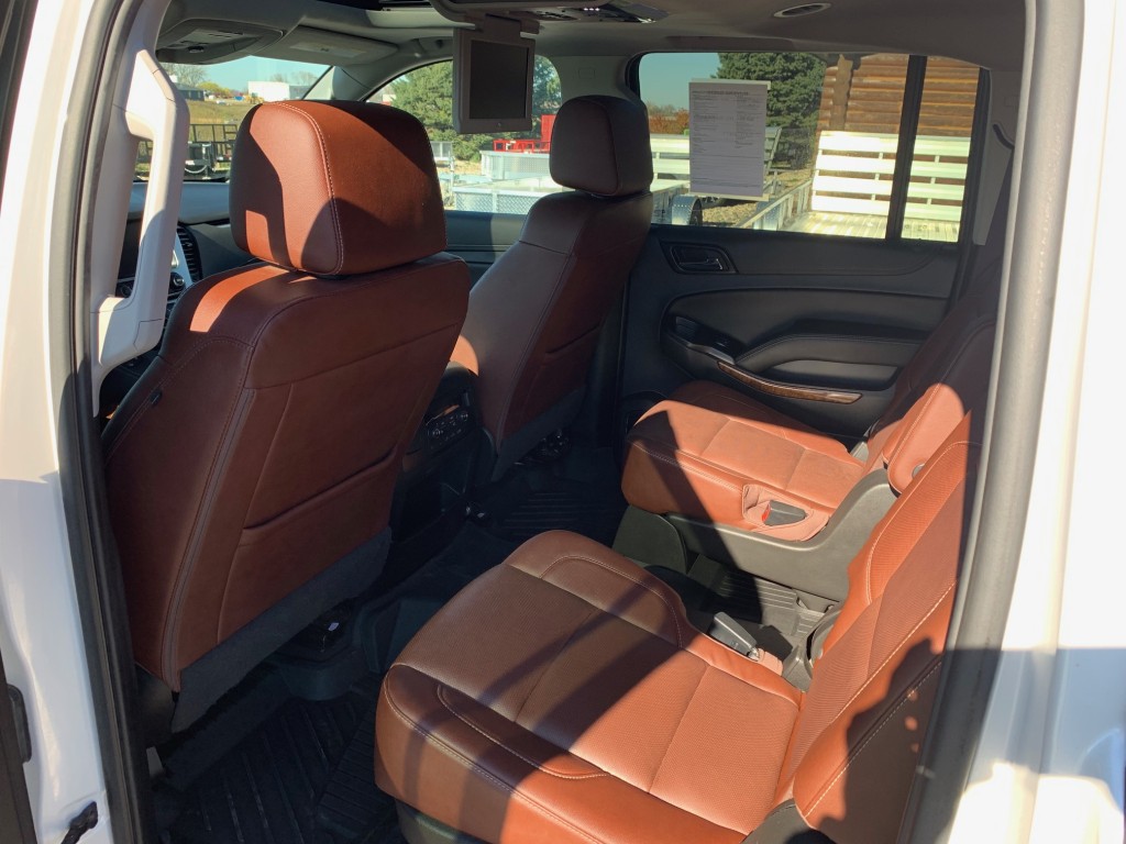 2020 Chevrolet Suburban - photo 6